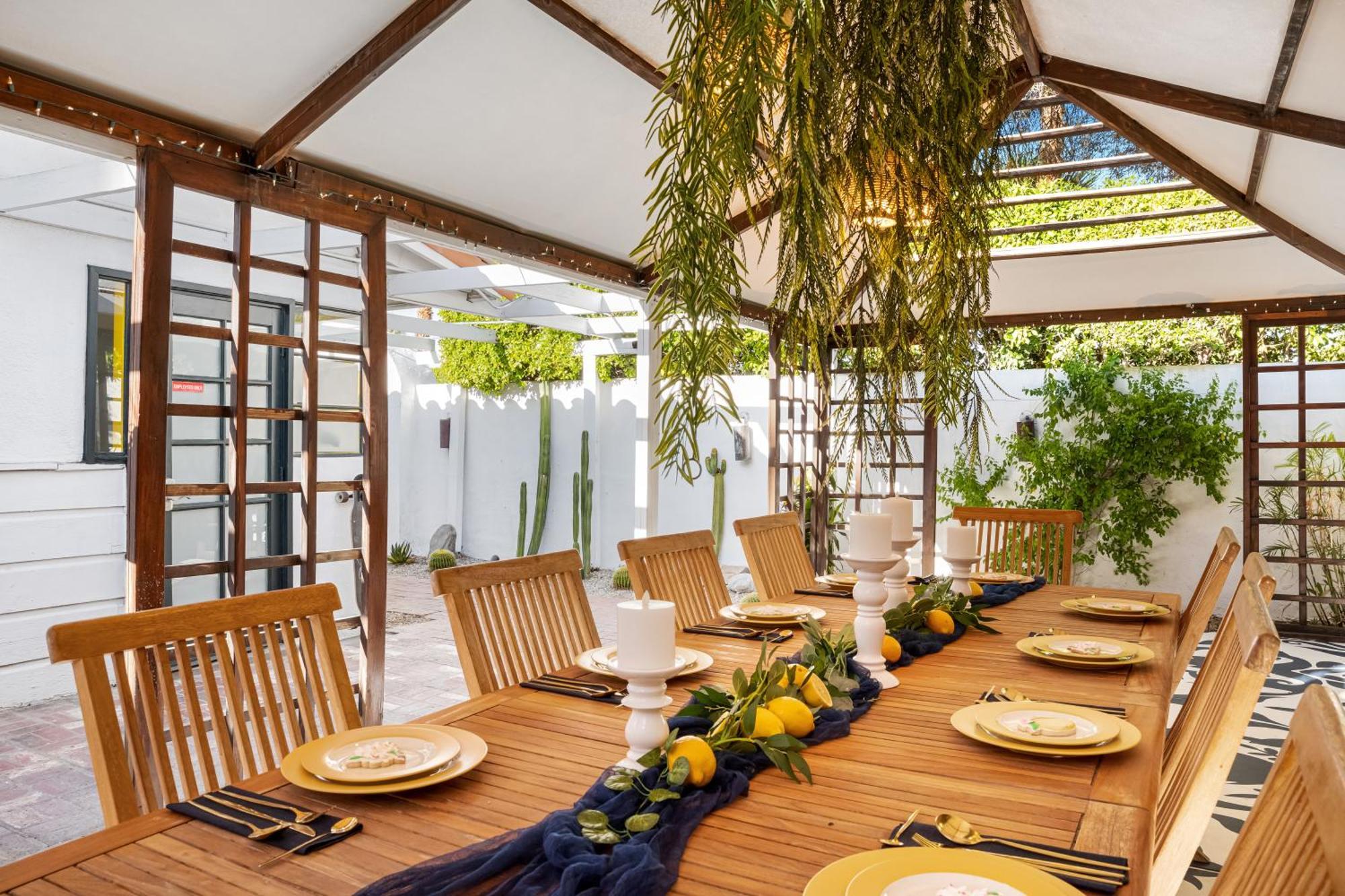 Natural Palm Springs Escape Poolside Plus Downtown Hotel Buitenkant foto