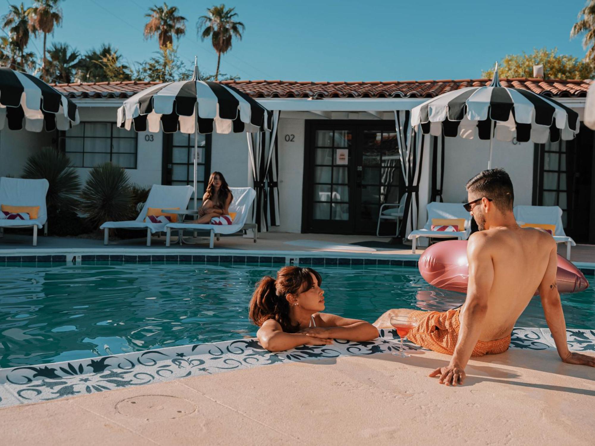 Natural Palm Springs Escape Poolside Plus Downtown Hotel Buitenkant foto